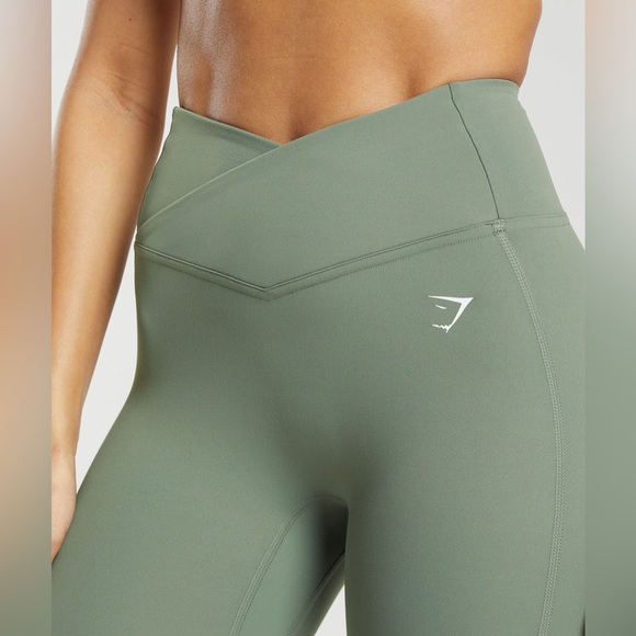 Gymshark Green crossover athletic Leggings size small - Picture 8 of 9